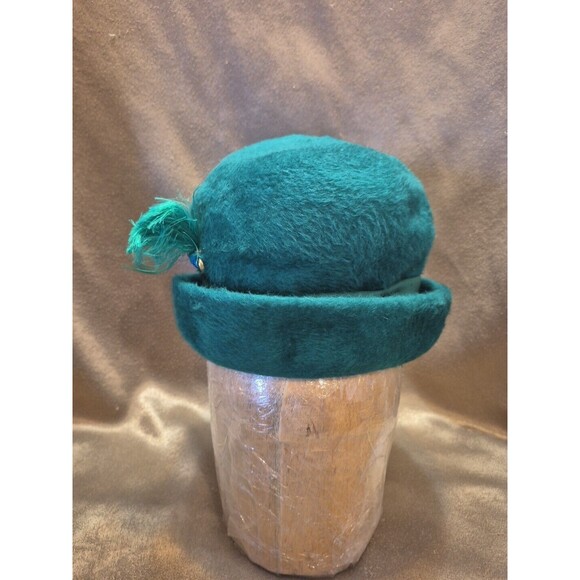 Vintage Kelly Green Hat Coronet Exclusive Stamped Mystere Union Made - Picture 1 of 8